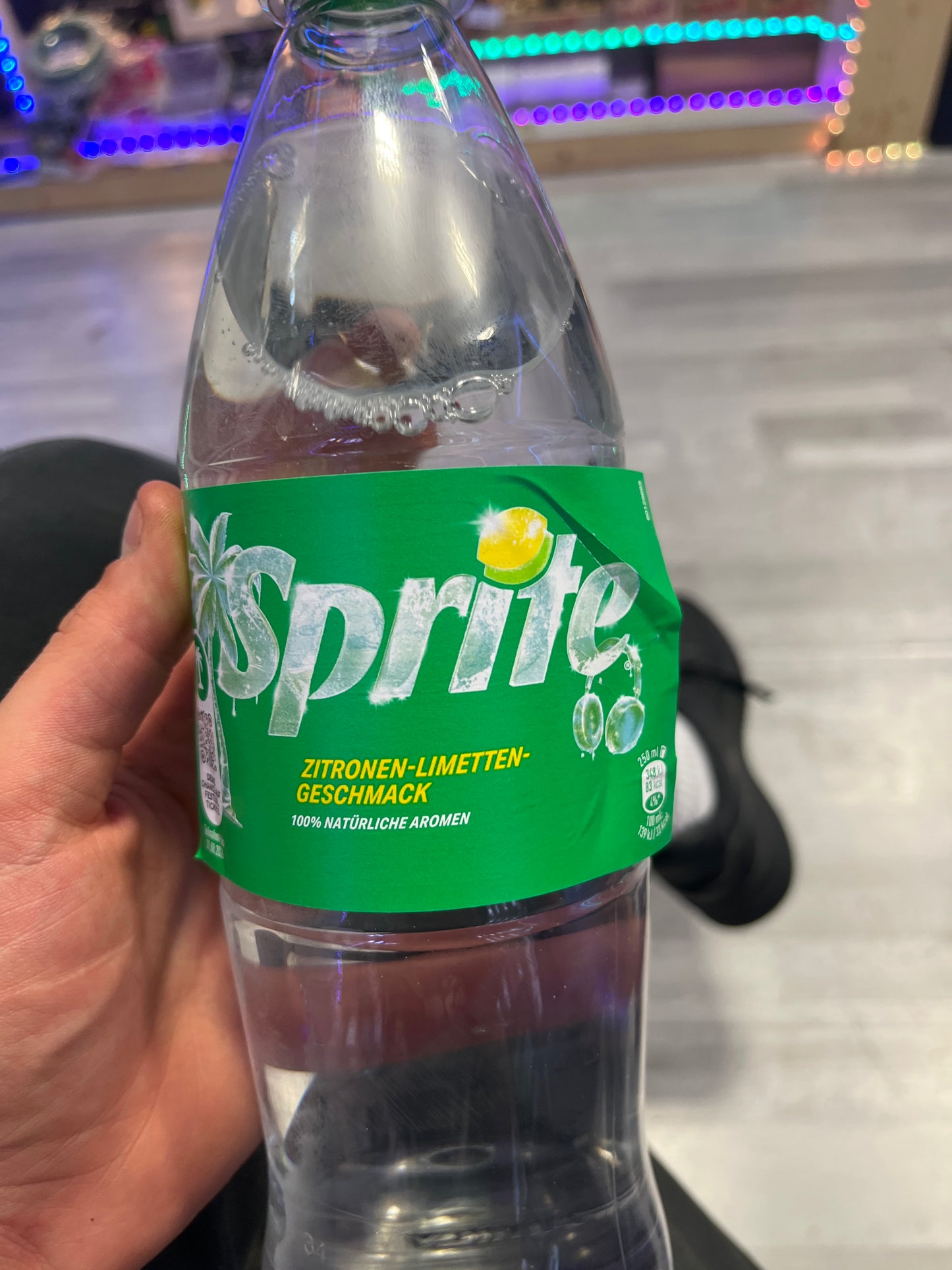 Cola, verschiedene Sorten 1 l Hartplastik Flasche